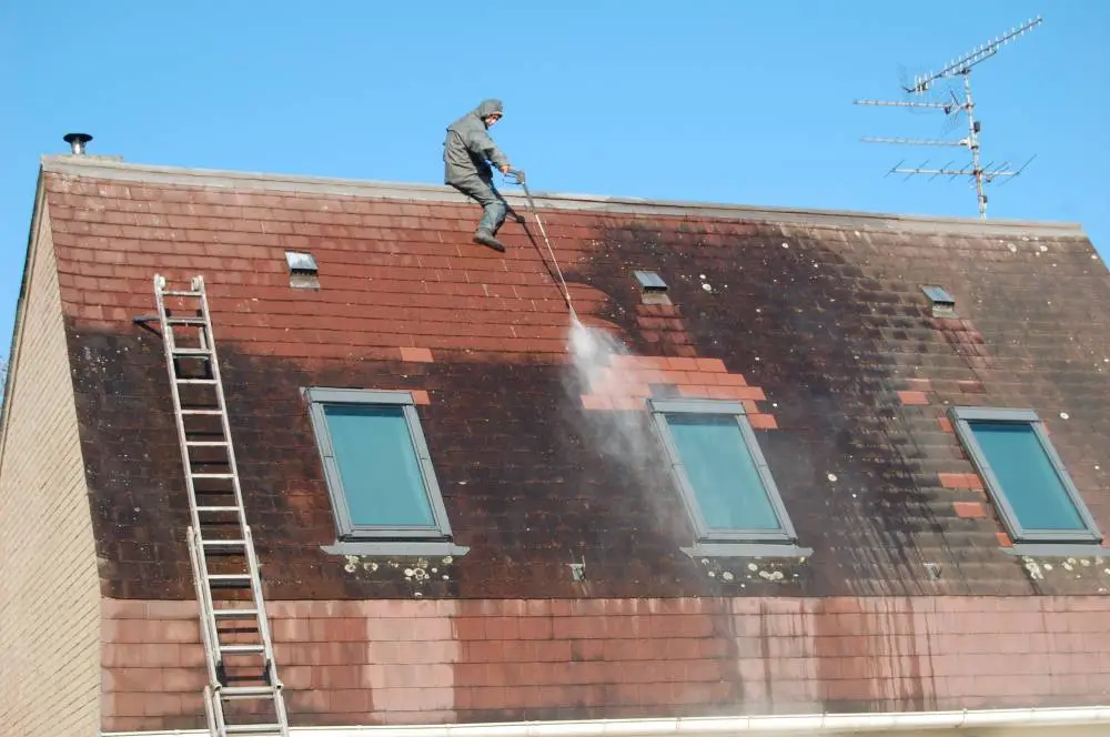 Nettoyage d'une Toiture à Haute Pression à Nœux-les-Mines